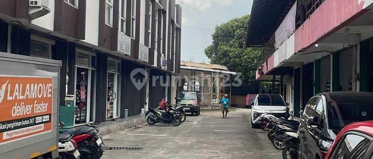 Ruko siap pakai 2 lantai di Cipadu  1
