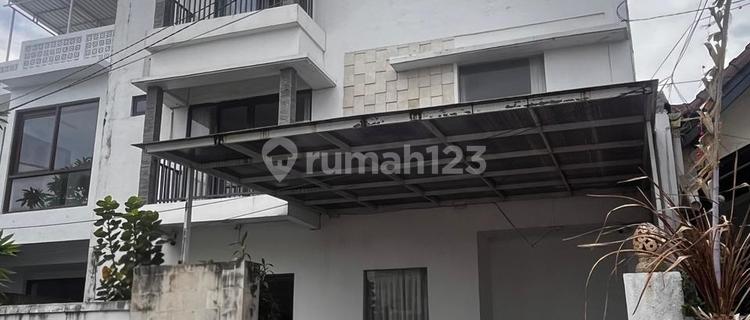 Rice Field View House Near Batu Bolong Beach 1