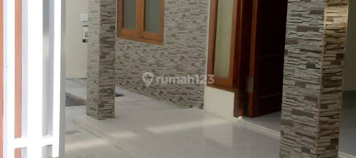 Disewakan Rumah Baru Di Tukad Bilok- Denpasar Selatan Bali Minimal 2 Tahun Sewa Luas Tanah 80 M² .3 Kmr Tidur 2 Kmr Mandi ,  1