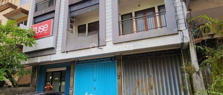 Ruko dijual murah di jalan Utama Diponegoro. 1