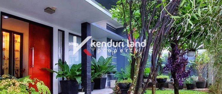 TROPICAL HOUSE DALAM CLUSTER MEWAH SIAP HUNI NEMPEL TOL JAKSEL 1