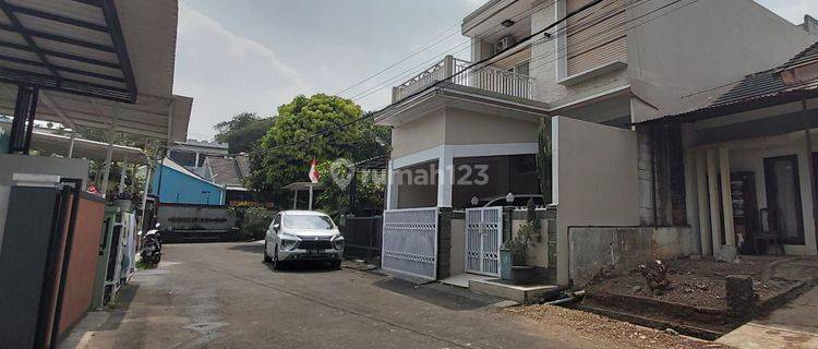 Rumah 2,5 lantai di di Grand depok city, jual murah 1