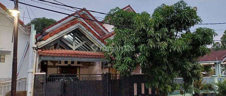 Rumah Full Furnish di Taman Harapan Baru Langsung Siap Huni 22089 1