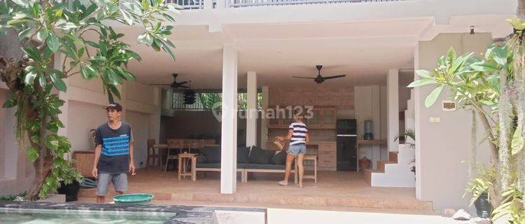 FOR SALE 2 BR VILLA IN LOVINA WITH 2 FLOOR BUILDING  1