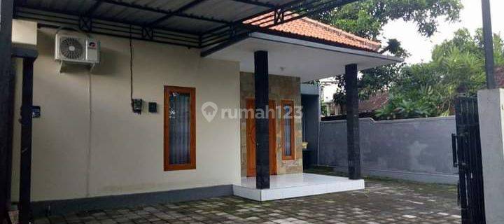 For sale 2 br  house close to central Lovina  1