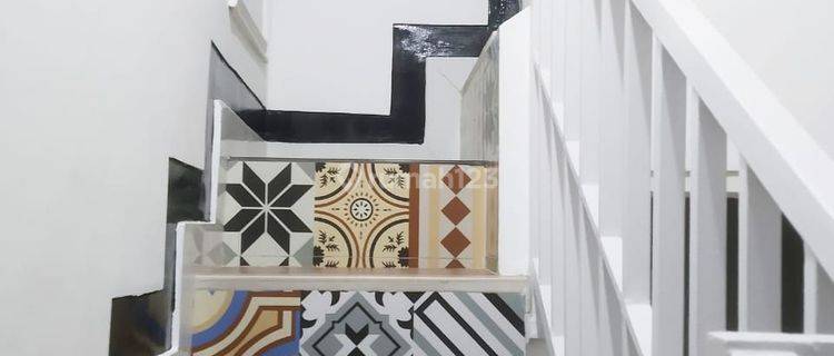 Dijual Rumah Cantik Modern Di Serua Bojongsari Furnished 1