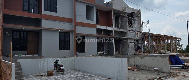 Rumah Minimalis Modern 2 Lantai Tanah Luas