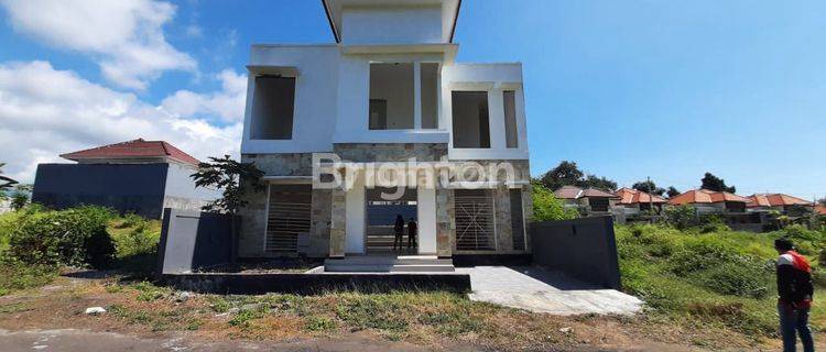 Rumah 2 Lantai Dengan Pool Di Garden Village Residence Buleleng Bali 1