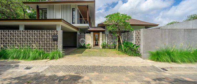 Villa Luxury Brand New in Jimbaran Bali 1