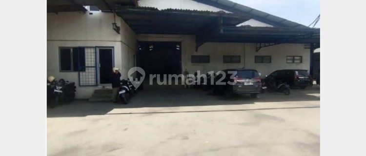 Ex-Factory, Strategic Location in Genuk Semarang 1