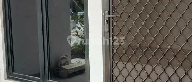 Rumah 2 Lantai SHM Siap Huni di Harapan Indah Cluster Lavesh, Bekasi 1