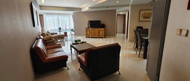 Kondominium Taman Anggrek, 3+1 Bedrooms, View Bagus, Lokas Strategis Di Jakarta Barat