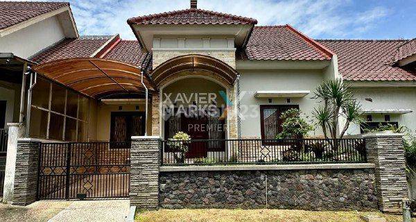 X080 Rumah Bagus Full Furnished di Villa Puncak Tidar, Malang 1