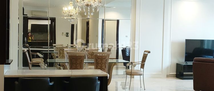 Beautiful and Ready-to-Occupy Apartment in Permata Hijau, South Jakarta 1