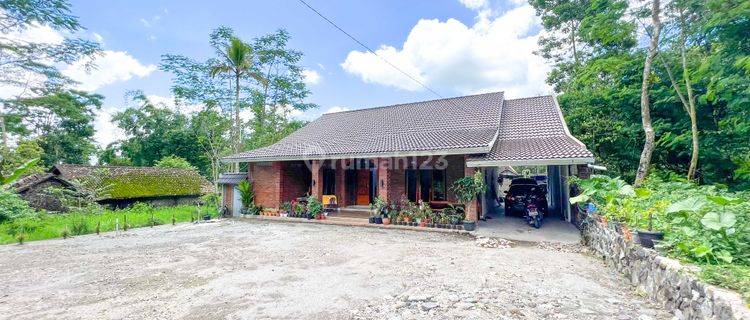 Rumah Pakem Purwobinangun Bangunan Baru Full Furnished 1