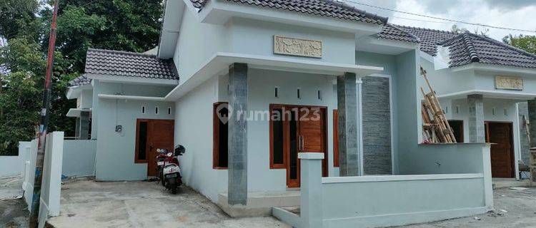  Rumah Murah, Siap Huni 400 Jutaan Di Seyegan, Sleman 1