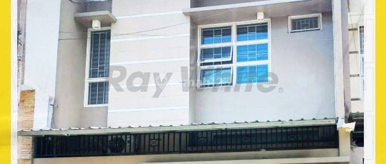 Rumah Bagus Terawat 2 Lantai, di Kawasan Jajar, Laweyan, Solo 1