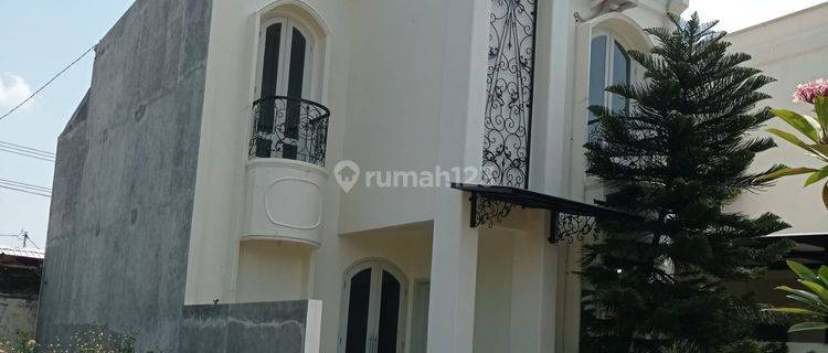 Rumah Megah di Telukan, Dekat Solo Baru Lingkungan Aman Siap Huni 1