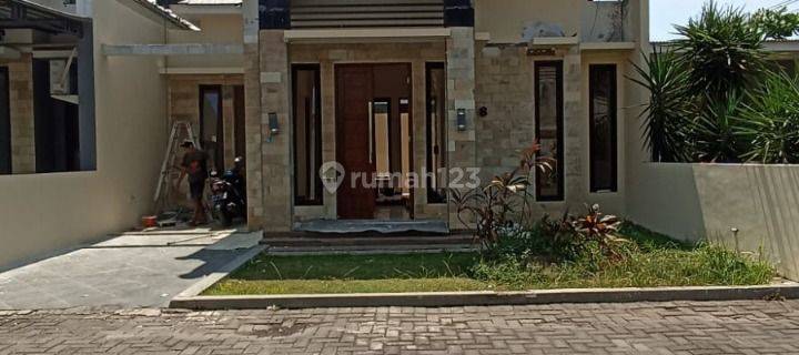 Rumah Griya Anugrah Sektor 10 Tengah Kota Solo Dekat Pusat Perbelanjaan 1