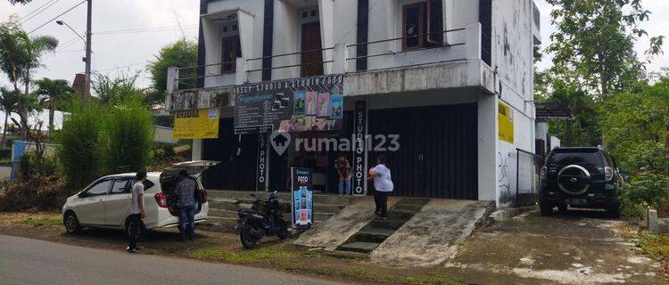 Ruko Jalan Utama Karangpandan Matesih, Ada 3 Ruko Dan Rumah 1