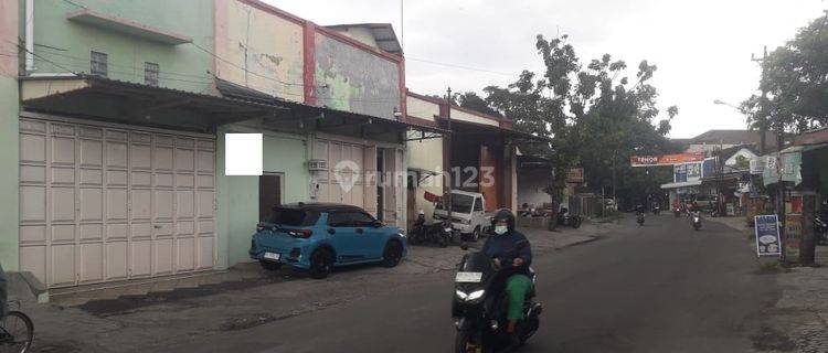 Gudang di Pasar Kliwon, Surakarta Bagus 1