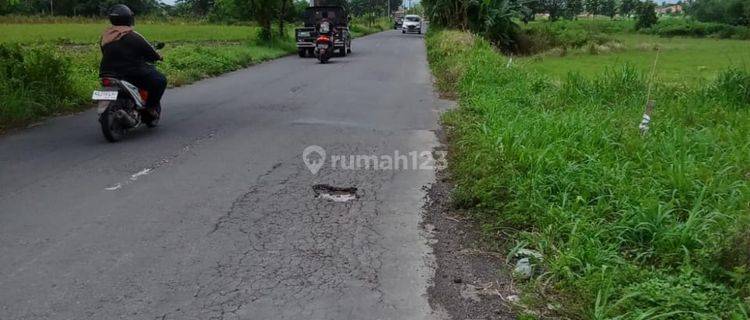 Dijual Tanah Strategis Cocok Untuk Gudang di Karanganom, Katen 1