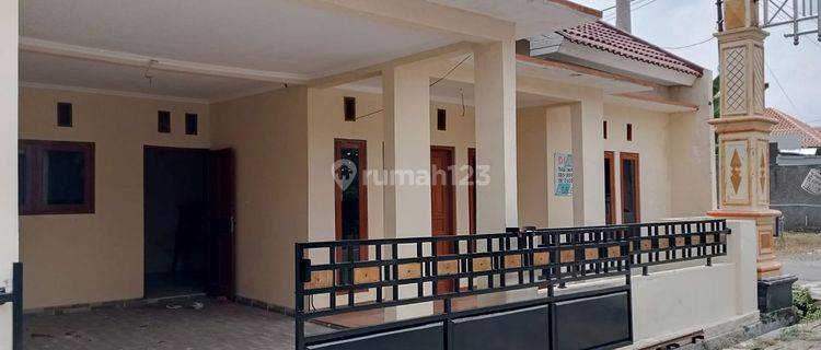 Dijual Rumah Baru Belum Pernah Dihuni di Jombor, Sukoharjo 1