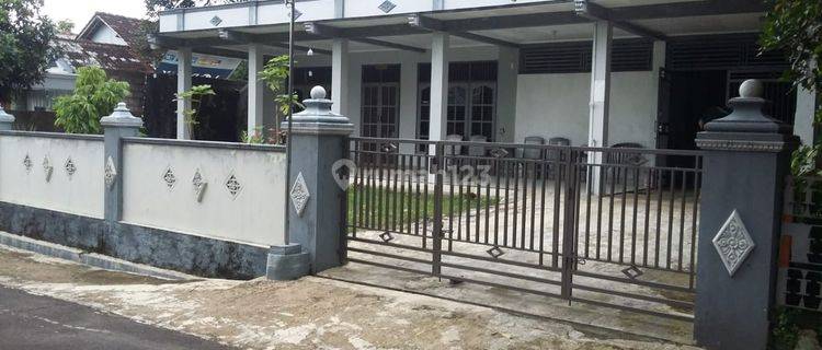 Dijual Rumah Luas di Jumantono, Karanganyar 1