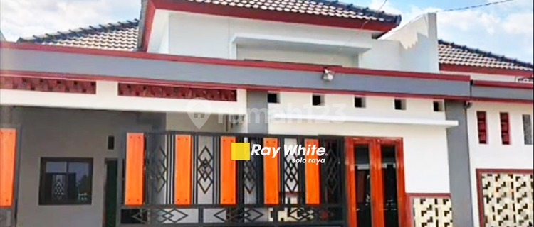 Dijual Rumah Baru Gress Strategis di Solo Baru 1