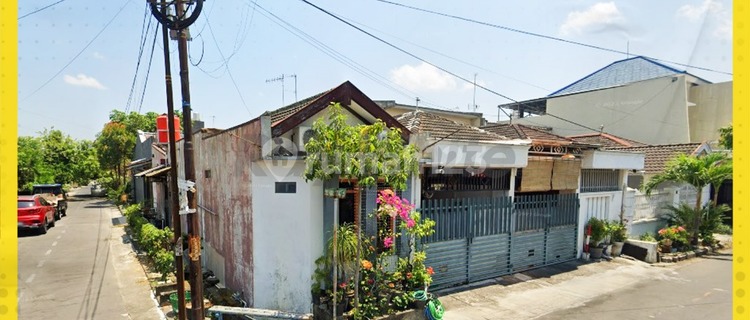 Rumah di Komplek Perumahan dekat Solo Baru Langenharjo, Grogol 1