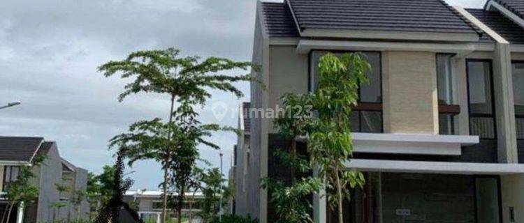 Rumah Northwest Citraland Bagus Terawat Daerah Surabaya Barat  1