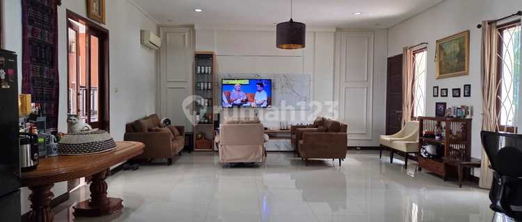 Ready-to-Occupy House Quick Sale Premium Location Bintaro Jaya 1