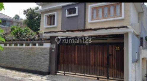 Rumah 2 Lt Di Jl. Gombel, Banyumanik, Semarang 1