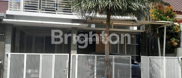 RUMAH 2 LANTAI DI PERUMAHAN ELITE PERMATA JINGGA MALANG 1