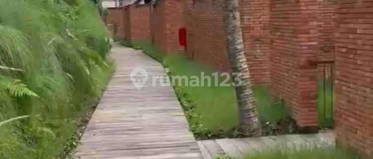 villa modern minimalis view lembah 1