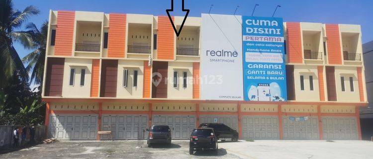 Disewakan Ruko Baru 3lt Lokasi Garuda Sakti Km2 1