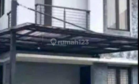 Rumah 2 Lantai Bagus  siap huni di Bintaro sektor 3 1