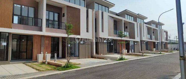 Dijual rumah murah 5kamar, depan AEON Mall, Savasa, kota Deltamas Cikarang Bekasi  1