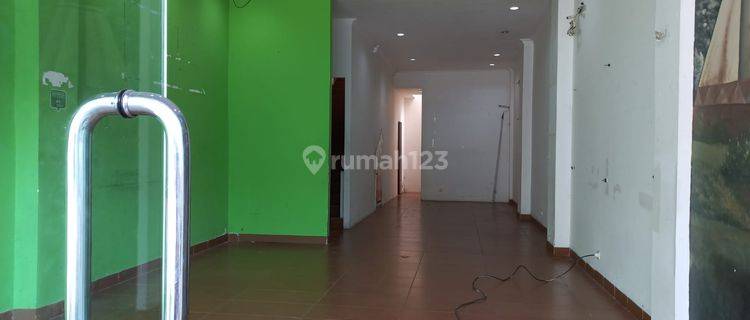 Ruko Strategis di Kemang #S064 1
