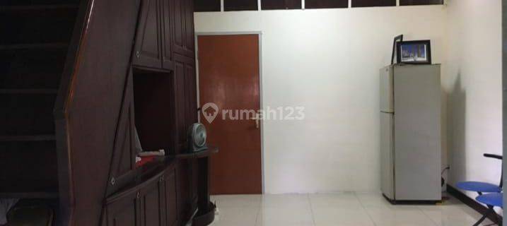 Dijual Ruko 3 Lantai Area Kebayoran Baru Sangat Murah Strategis Hadap Timur 1