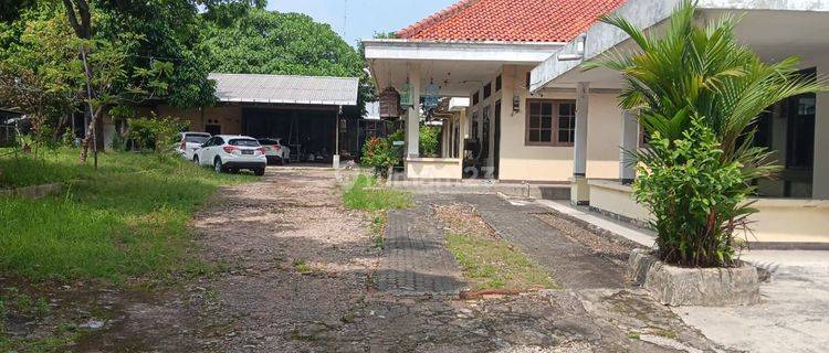 Rumah Kemandoran Jaksel Hitung Tanah Saja 1