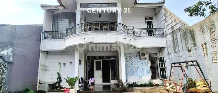 For Sale 2-Story House Strategic Location Best Price in Depok 1