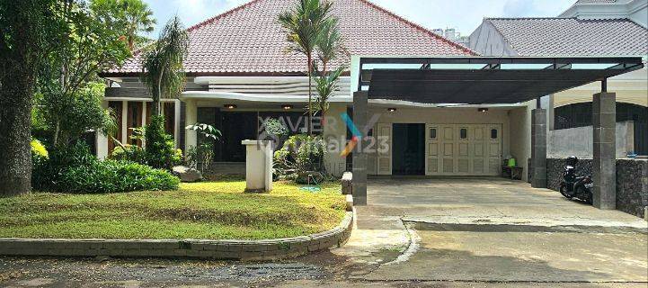 Rumah Mewah Modern Tropical Di Ijen Nirwana Malang 1