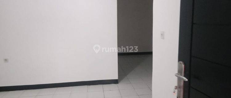 Rumah Minimalis Modern Disewakan Di Poris Indah, Tangerang 1