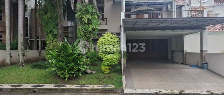 Rumah Mewah 2 Lantai Dalam Perumahan Elit Sleman Jogja Utara 1