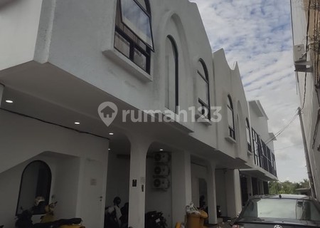 Exclusive 2-Story Kost Full Furnished, Near Ske - Tugu Jogja 1