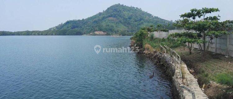 Butuh cepat Tanah indah pinggir laut dekat  hotel jw mariot di Lampung 65 hektar 1