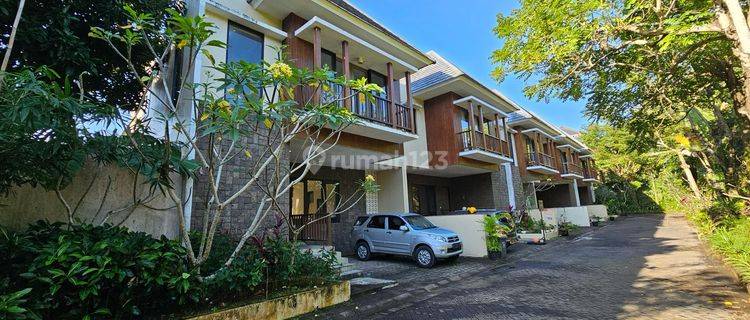 Rumah Modern Mewah Di Jimbaran Badung Bali 1