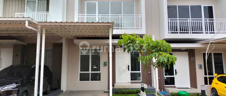 Dijual rumah cantik 2 lantai Simongan Semarang 9848 1