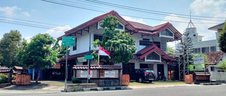 Rumah Kantor Kotabaru Yogyakarta 2 Lantai 2 Muka Luas 471 m² SHM 1